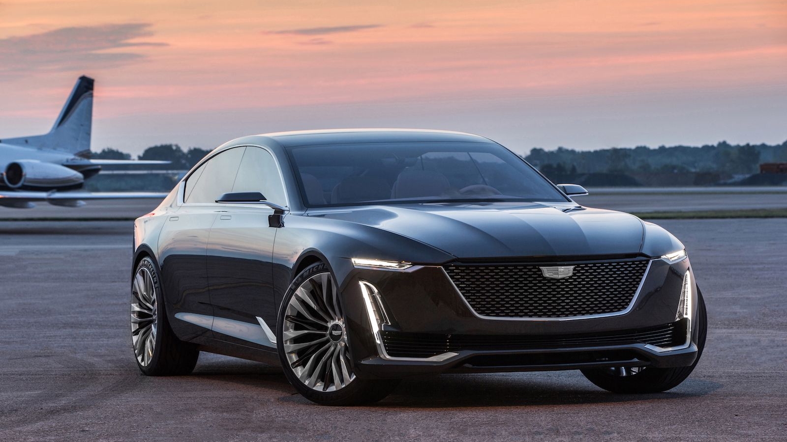 Luxury sedan rental for business and private travel in Phoenix AZ